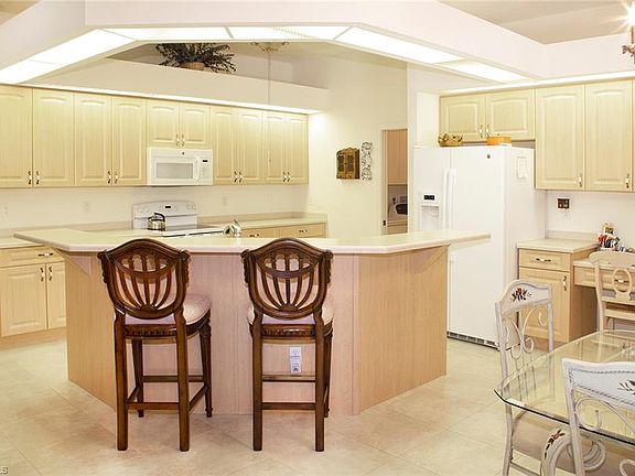 4th image of 6740 Terrapin Ct