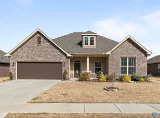 139 Midpark Dr, Meridianville, AL 35759