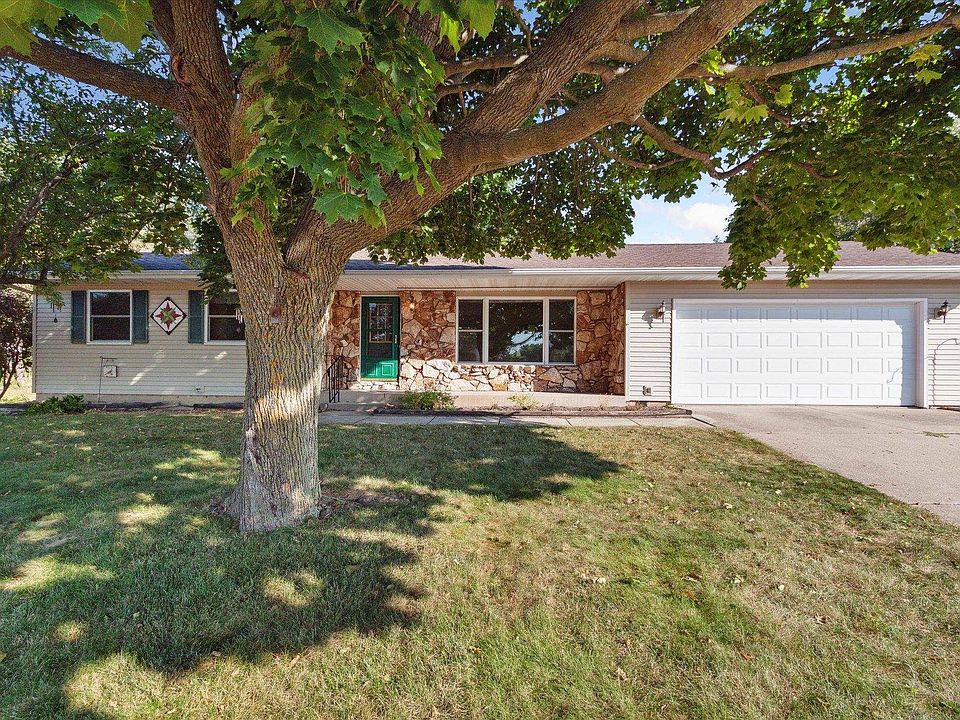 1st image of 506 N Saint Josephs Cir
