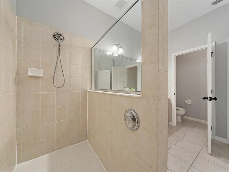 9417 Myrtle Creek Ln #611 — Photo 26