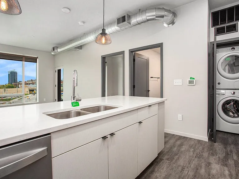 234 Market Apartments — Photo 14