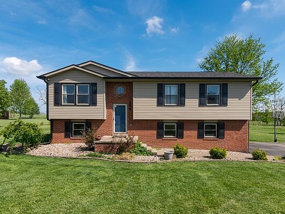 2nd image of 115 Cedar Dr