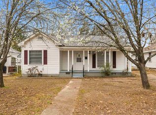 102 Chitwood St, Hot Springs, AR 71913
