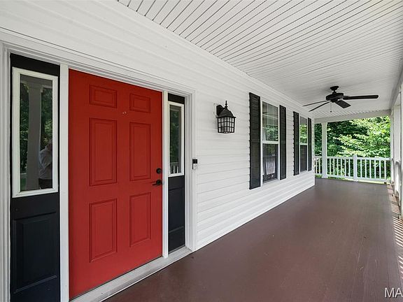 2nd image of 118 Crescent Rd