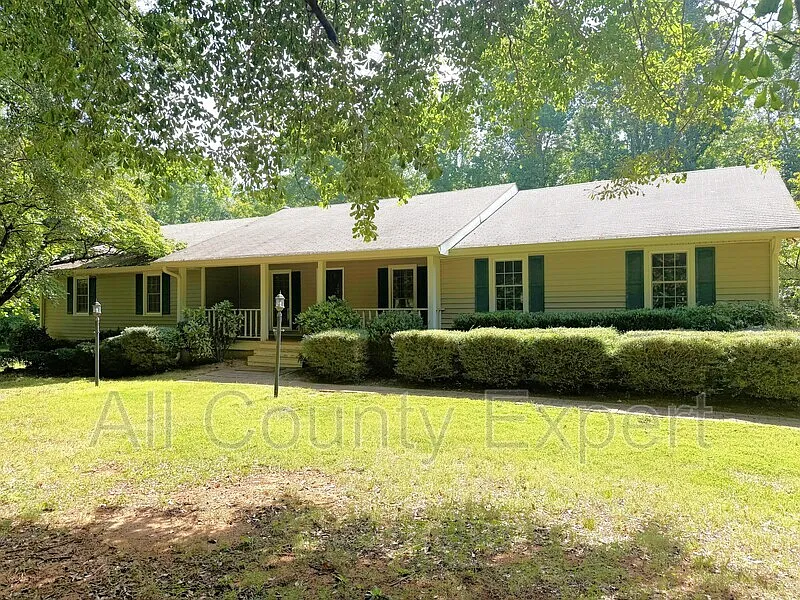 3 bed, 3.0 bath, 1887 sqft, $2,695 — Photo 1