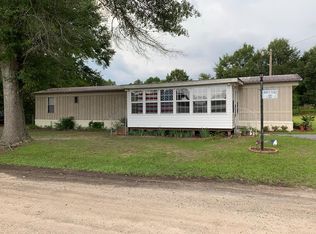 1237 James Loop Rd, Manning, SC 29102