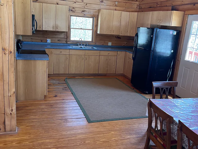 250 Mattenberg Ave — Photo 6