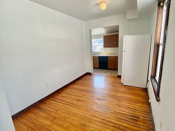 4th image of 603 W Cross St APT 2A