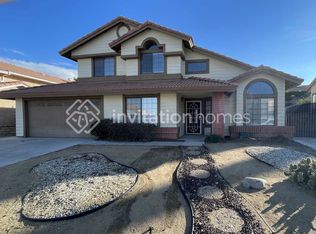 4546 Grandview Dr, Palmdale, CA 93551