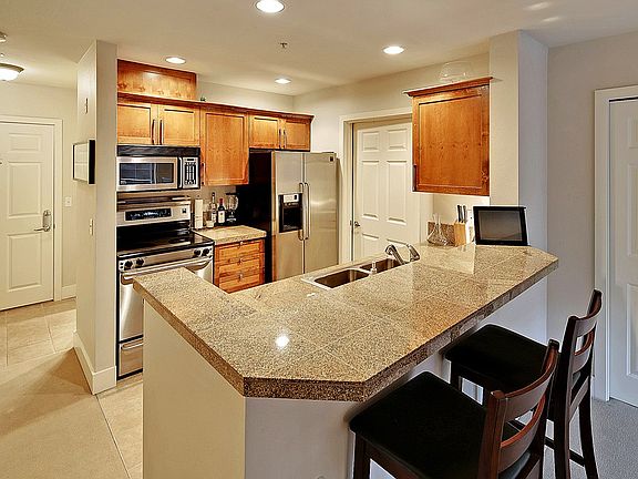 4th image of 123 Queen Anne Ave N APT 509