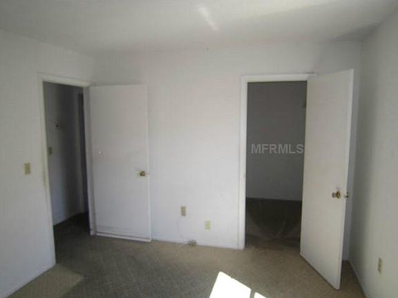 2nd image of 212 Dorchester Sq