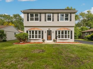 2306 Dove St, Rolling Meadows, IL 60008