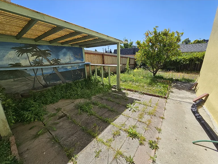 481 Van Dyke Ave #1 — Photo 34