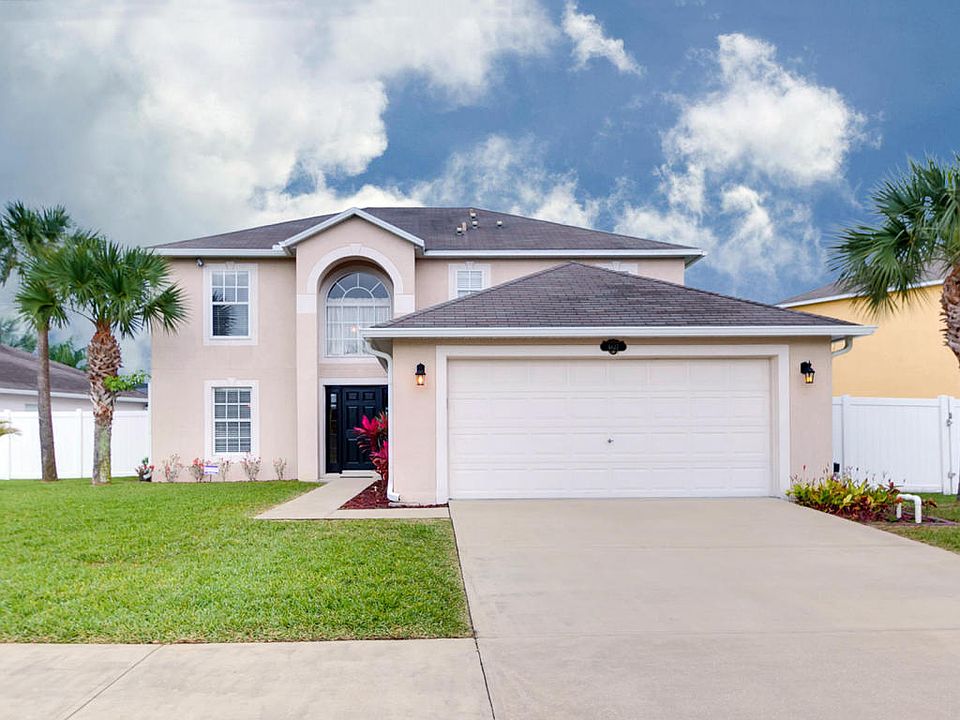 1st image of 4627 Four Lakes Dr