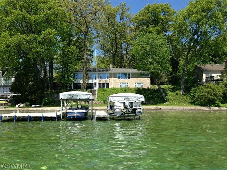 68129 Edgewater Beach Rd, White Pigeon, MI 49099 Zillow