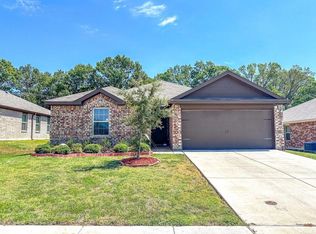 2720 Saint Andrews Dr, Seagoville, TX 75159