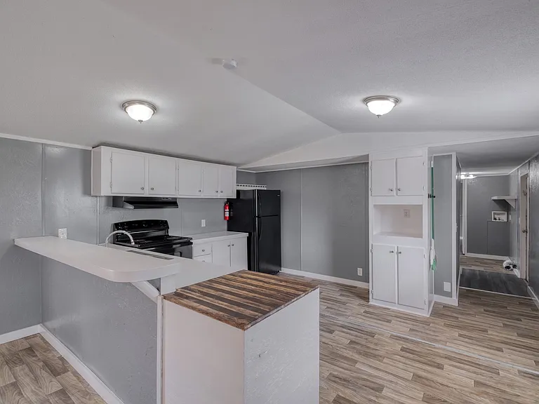 1129 Merners Trl — Photo 5