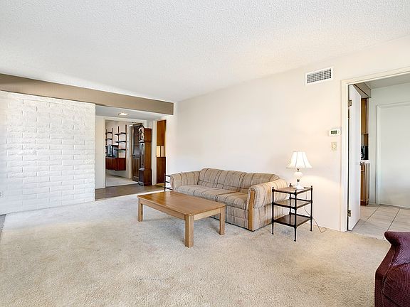 4th image of 4410 Collwood Ln