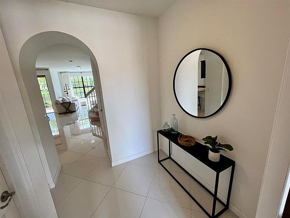 2nd image of 10367 Wellington Parc Dr