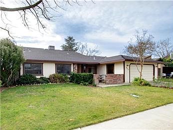 1st image of 823 Del Oro St