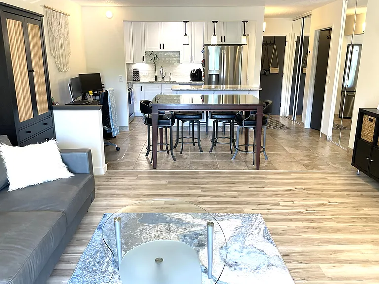 10511 Cedar Lake Rd #307 — Photo 9