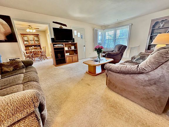 4th image of 4N015 Kenwood Ave