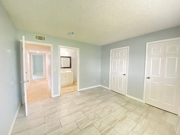 605 Northlake Blvd #63 — Photo 13
