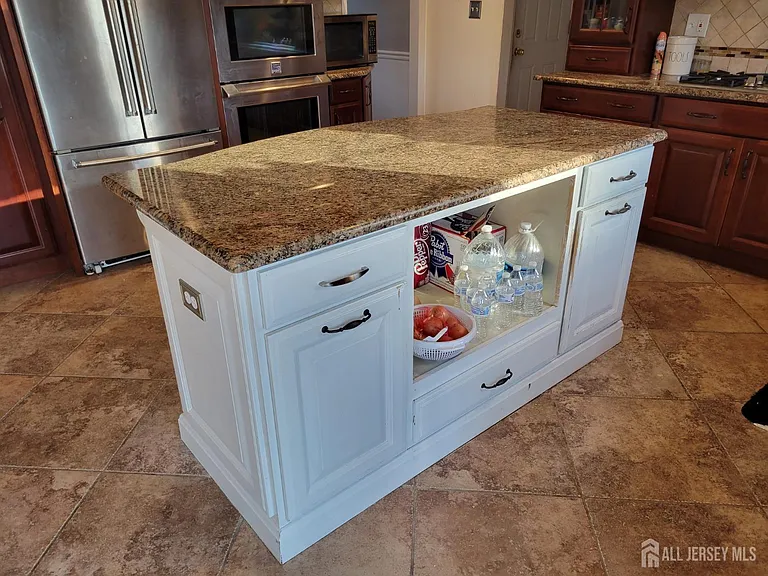 2 Groendyke Cir — Photo 6