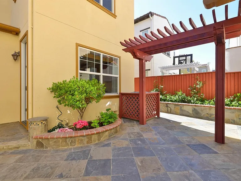 193 Lucy Ln — Photo 12