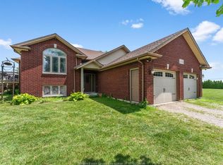 1578 Gore Rd, Essex, ON N0R1G0