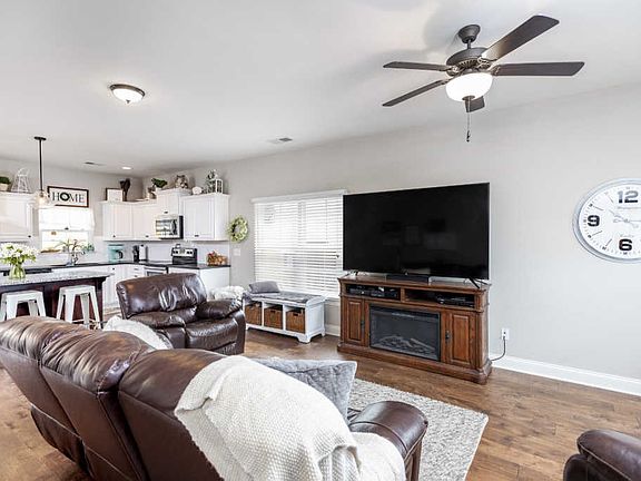 2nd image of 5778 Napa Valley Dr