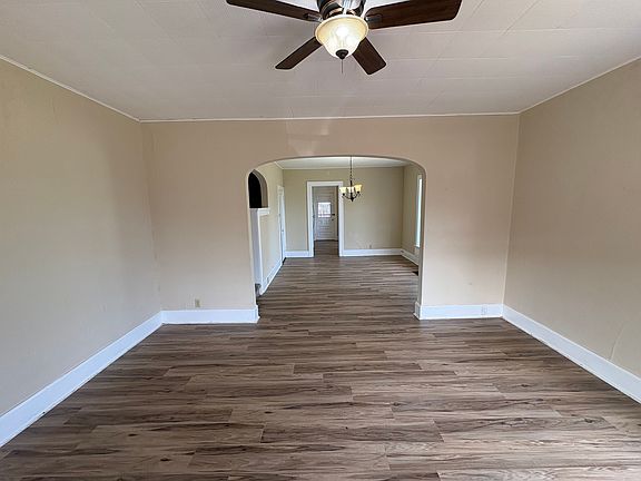 3rd image of 308 Arthur St #308