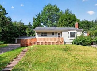 232 Leslie St, Moncton, NB E1C6M9