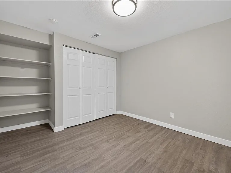 1736 King St #B — Photo 11