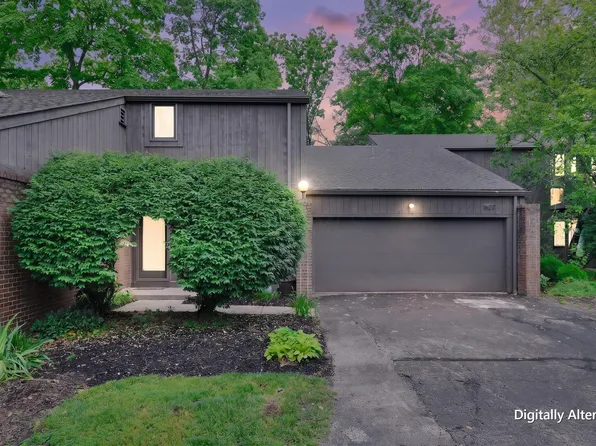 1627 Coppertree Rd, Columbus, OH 43232
