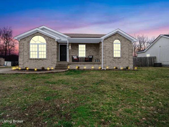478 River Oaks Dr, Shepherdsville, KY 40165