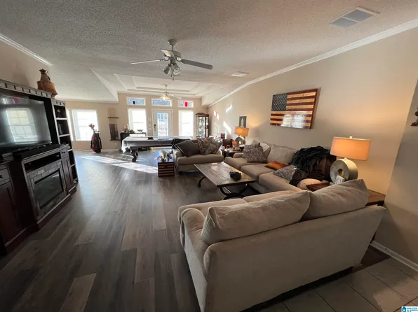 151 Tunnell Dr, Odenville, AL 35120