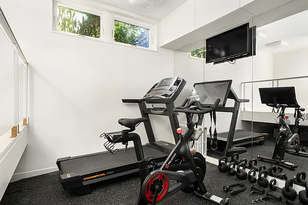 Sold by Compass | media 25