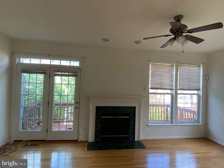 2560 Belcroft Pl — Photo 11