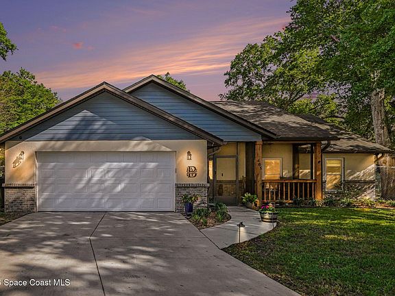 2nd image of 405 Indian Oaks Ct