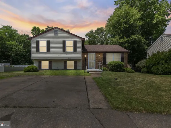 14 Tulip Tree Ct, Baltimore, MD 21221