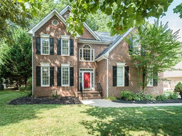 507 Woolwine Ct, Whitsett, NC 27377