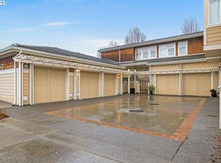 3075 NW Montara Loop, Portland, OR 97229