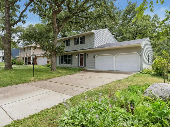 7117 Steepleview Rd, Woodbury, MN 55125