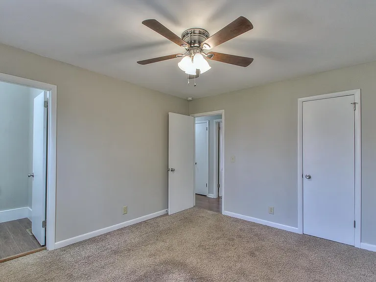 4925 Kilimanjaro Dr — Photo 14
