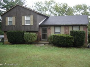 3737 Echo Valley Cir, La Grange, KY 40031