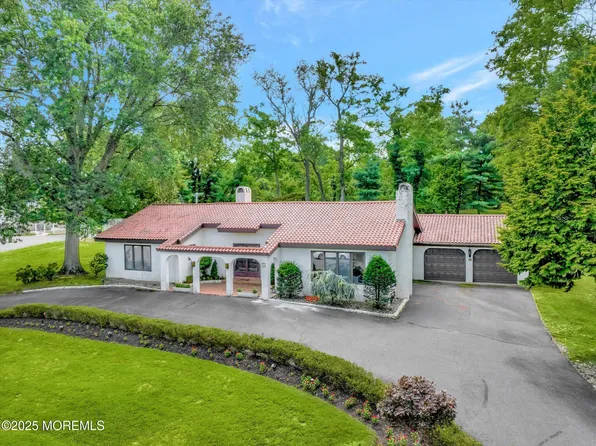 36 Muncy Dr, West Long Branch, NJ 07764