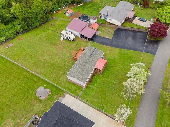 4th image of 114 Turman Dr
