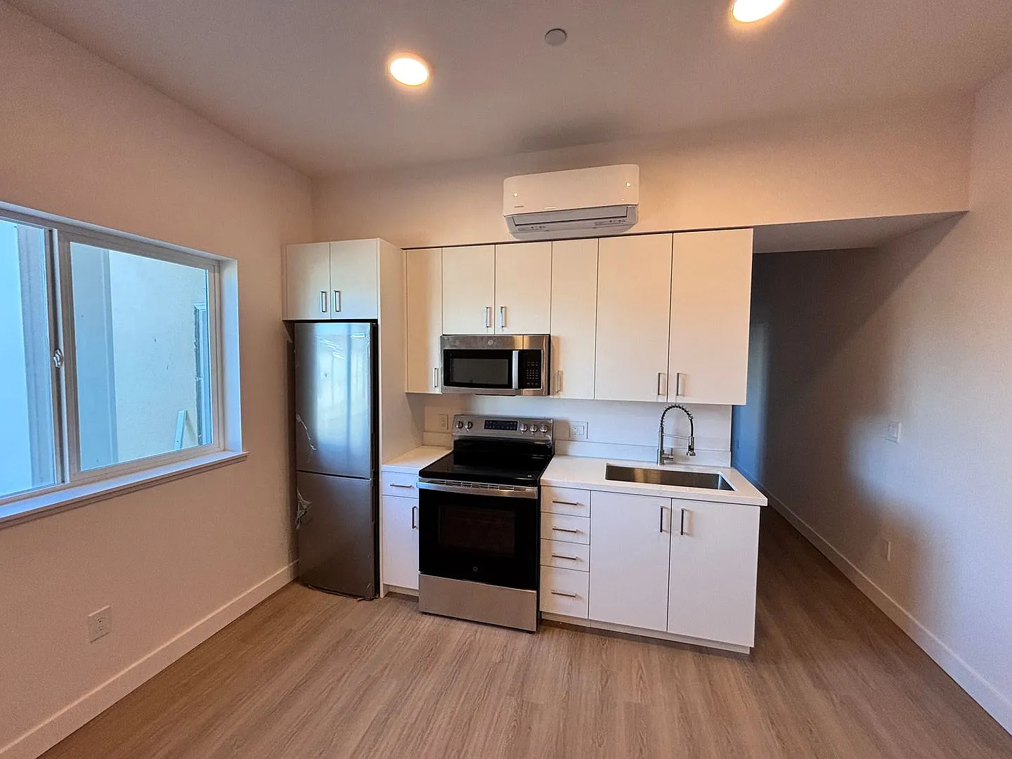 Newly Renovated Apartments | Pet Friendly | Gated Parking — Photo 3