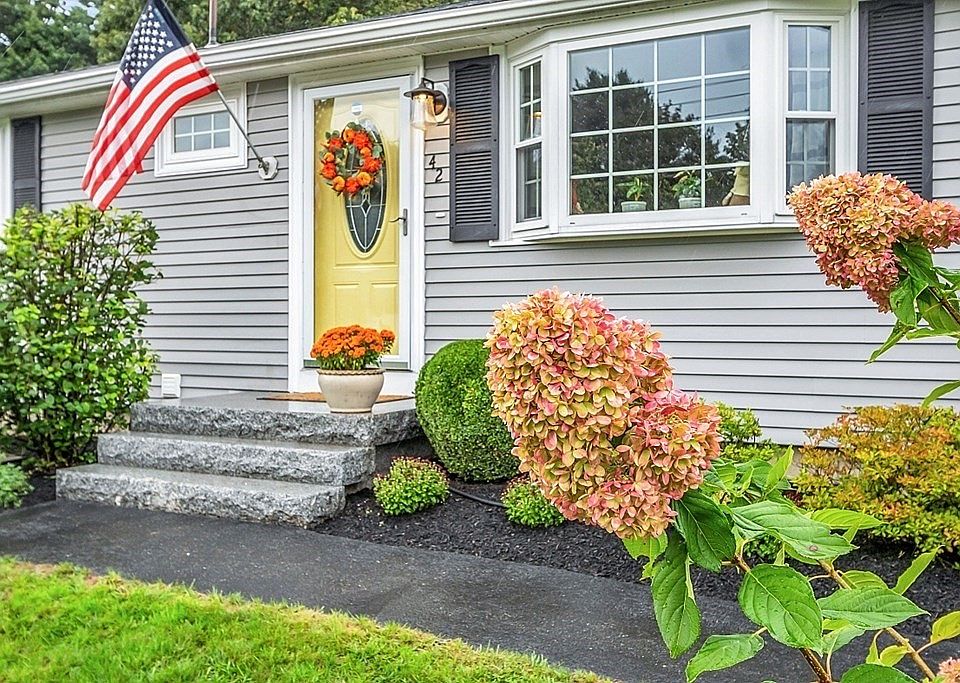 42 Ln, Tewksbury, MA 01876 Zillow